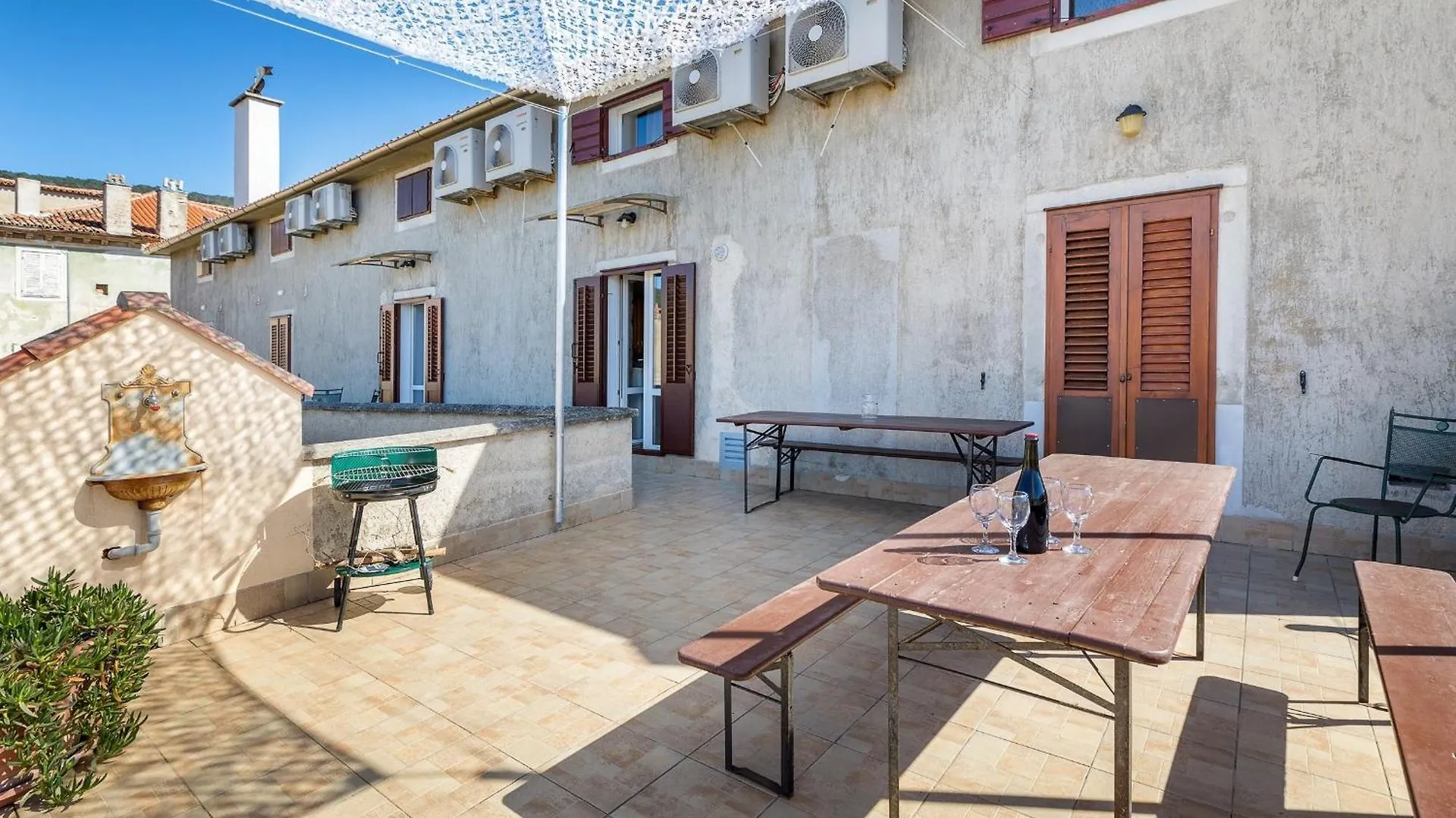 Apartments Lungomare Cres Croatie